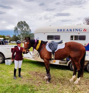4. Jacq and Tracey at Mansfield, where they scored their first two ribbons! © Jacquinot Bay - Jump Off Facebook page