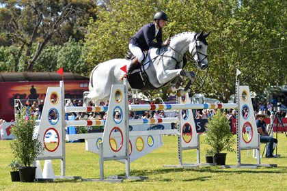Andrew Cooper and Evergem Perfection. Image: Julie Wilson/FEI