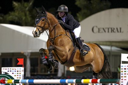 Adrienne Stenrlicht and Bennys Legacy © Sporfot