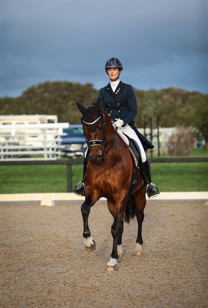 Alycia Targa and CP Dresden. © Roger Fitzhardinge