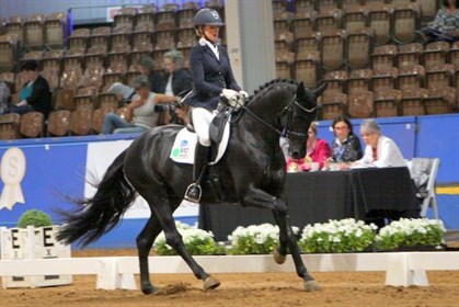 Braveaux, ridden by Gina Montgomery - © Roger Fitzhardinge