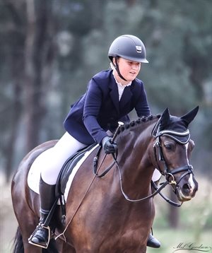 Brooke Kelly pleased with Euston Musician at the the completion of her Preliminary 1A test © Snapshotaustralia