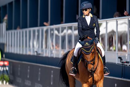 Edwina Tops-Alexander riding Fellow Castlefield. © LGCT