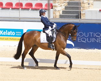 Emma Booth and Zidane in the Medium where they scored over 67% - © Roger Fitzhardinge