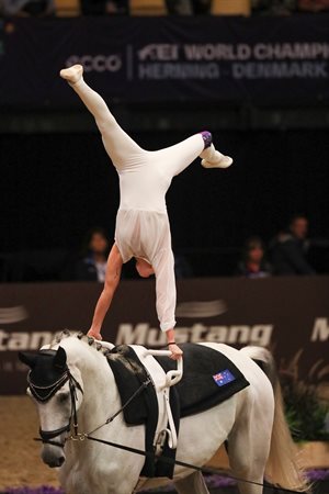 Ginger Kennett on Maurits De Vries