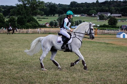 Isabel English and Feldale Mouse in the warm up