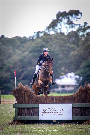 Isabel Houghton and Yoicks Baltimore safely over the Naracoorte Hotel Brush to finish her course and secure 1st place in the Bull Bris EVA95.