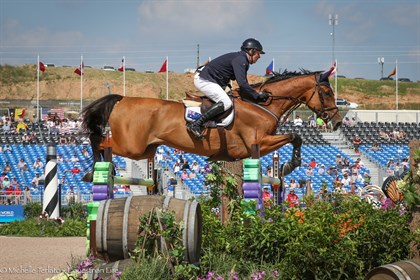 Jamie Kermond on Yandoo Oaks Constellation only had 1 rail down