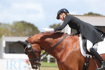 Jessica Dertell and Eskara De Jeu. © Derek O'Leary