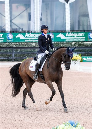 Kate Shoemaker and Solitaer 40. © SusanStickle.com (Not for resuse)