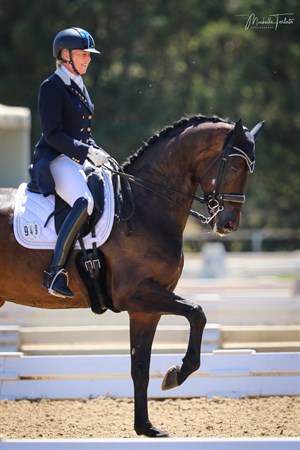 Mary Hanna and Syriana. © Michelle Terlato Photograpy