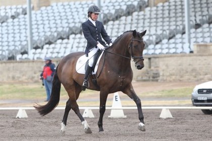 Mary Houghton and BZ Redoutes were placegetters in the AOR Advanced classes - © Roger Fitzhardinge