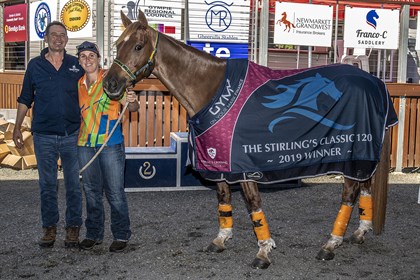 Matthew Sample, Fiona Fenech with Sweet Honesty Molleeh (Credit Denise Keelan Photography)_