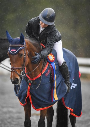 Mia Farley and Fernhill Fine Diamond © Raylor Pence US Equestrian