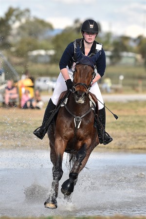 NEGS student Annabelle Simpson © OzShots Photography - not for reuse