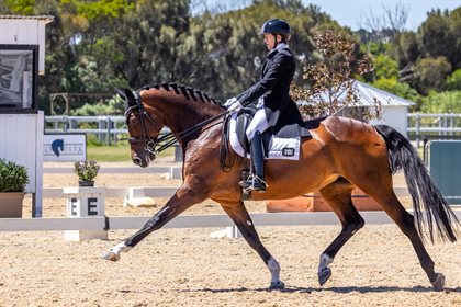 Pauline Carnovale and Corinna. © One Eyed Frog Photography