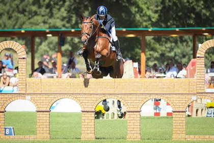 Shenae Lowings Bold Venture show jumping Pratoni © Michelle Terlato Photography
