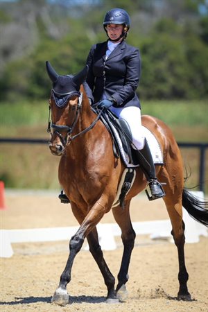 Simmering and Tara Lawrey are currently second in the Novice Championship. © Michelle Terlato