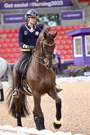 Simone Pearce and Fiderdance